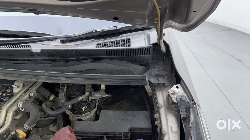 Toyota Innova Crysta 2.4 G Mt 8s, 2016, Diesel