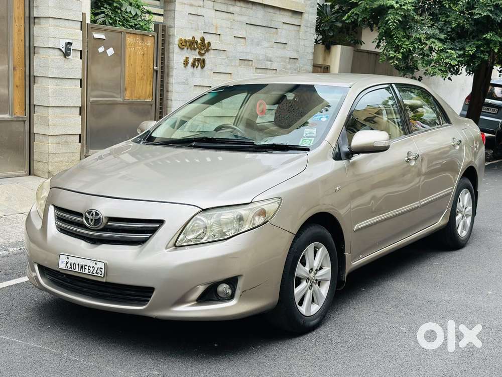 Toyota Corolla Altis 1.8g Limited, 2010, Petrol