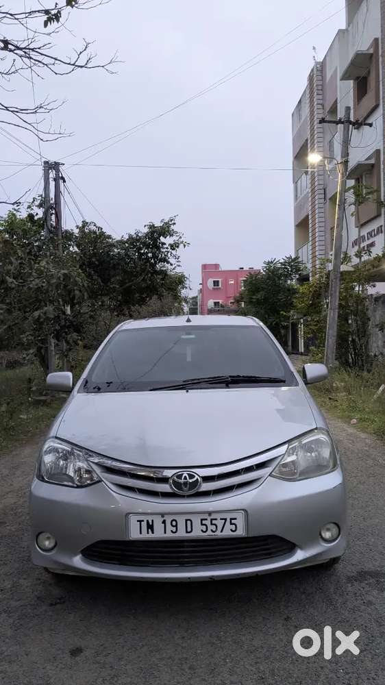 Toyota Etios 2011 Petrol Well Maintained