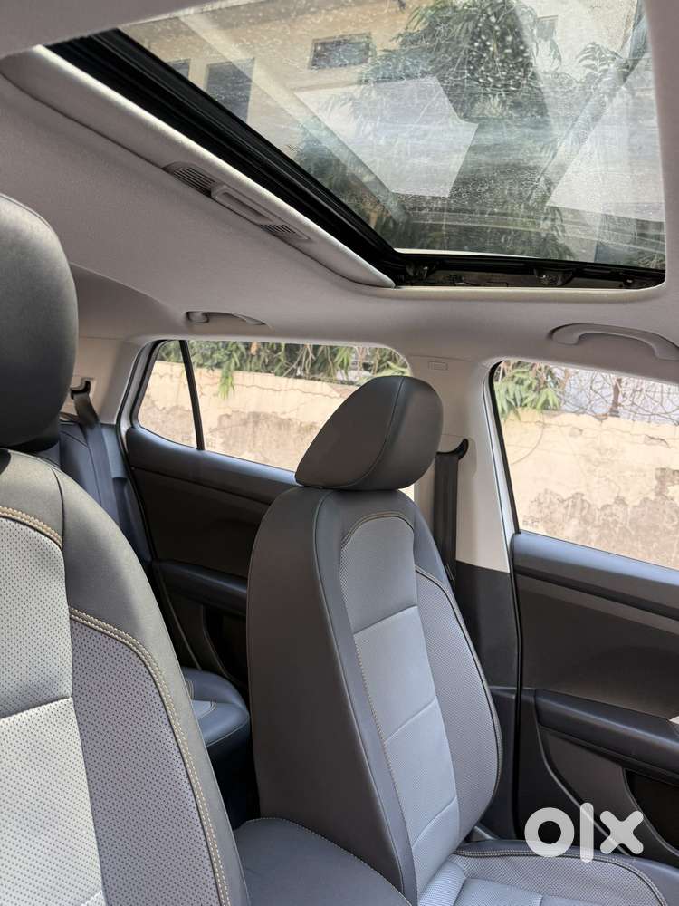 Skoda Kushaq 1.0 Tsi Style At, 2024, Petrol