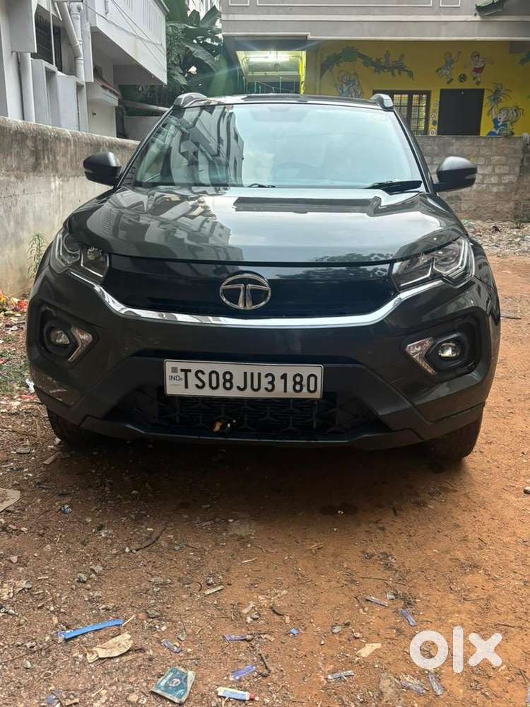 Tata Nexon 2023 Petrol 450000 Km Driven