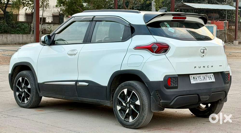 Tata Punch 1.2 Revotron Accomplished Dazzle Pack Mt, 2023, Petrol