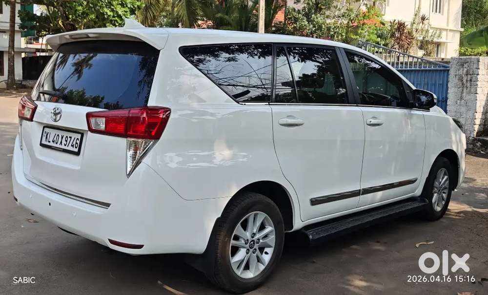 Toyota Innova Crysta 2016 Diesel 2.8 G Automatic