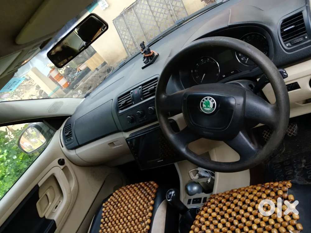 Skoda Fabia 2012 Petrol 100000 Km Driven