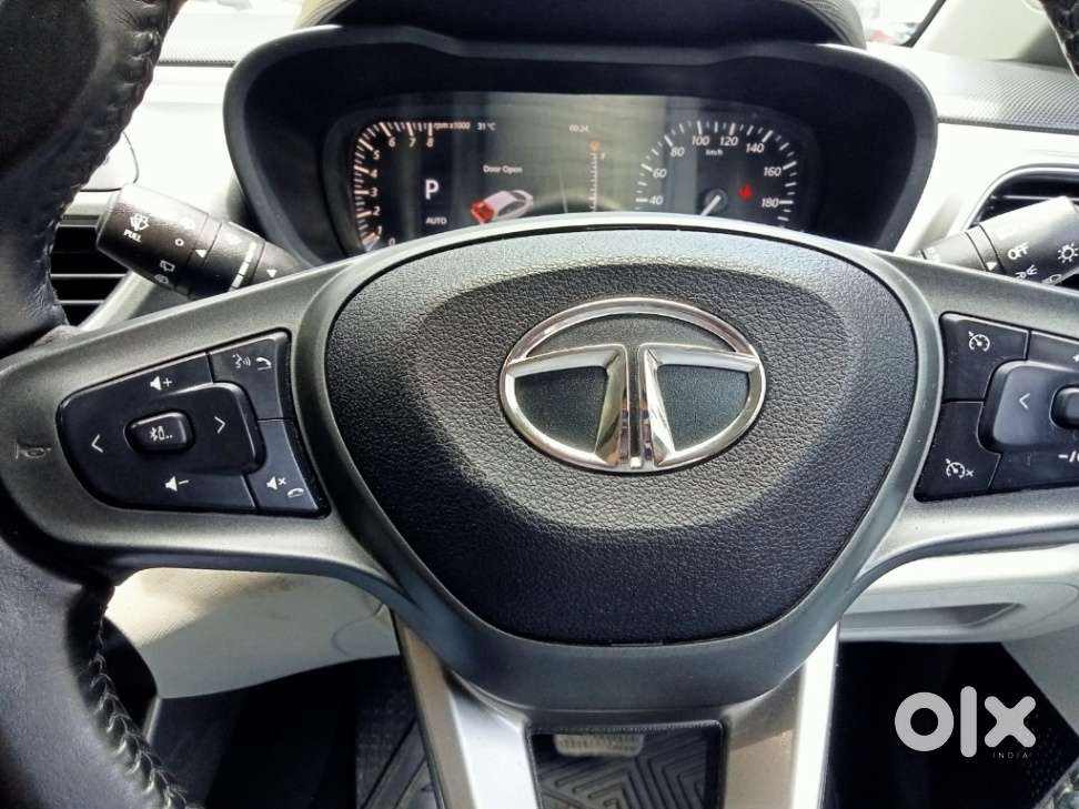 Tata Altroz Xz, 2023, Petrol