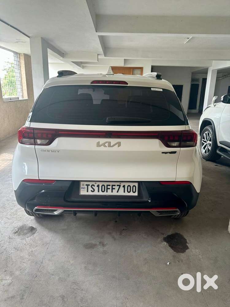Kia Sonet Diesel Automatic  24000 Km Driven