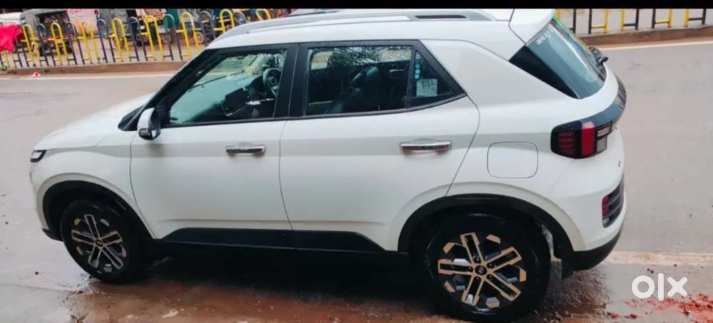 Hyundai Venue Diesel Manual 2023 Model