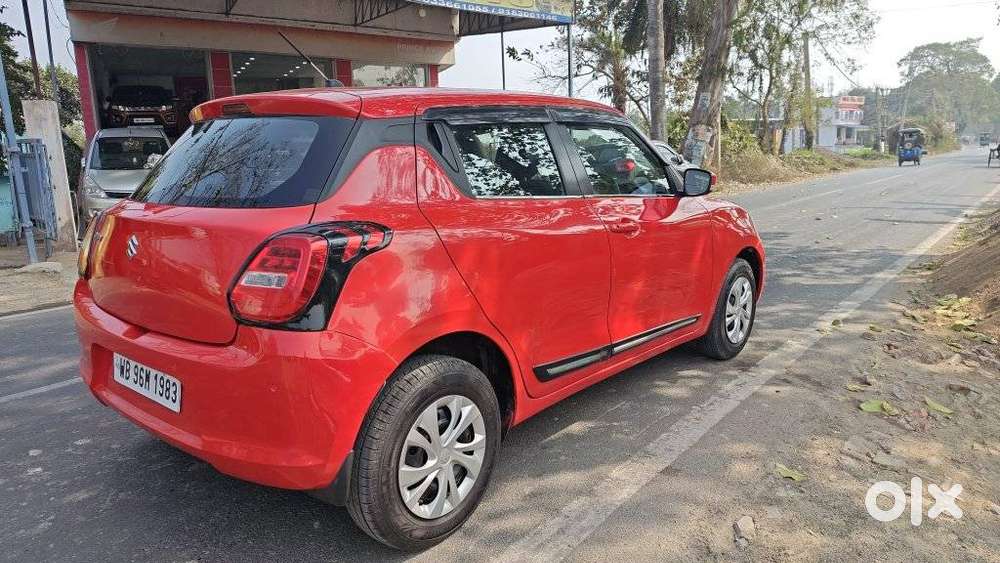 Maruti Suzuki Swift Vxi + Manual, 2019, Petrol