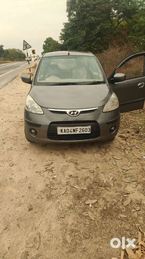 Hyundai I10 2010 Petrol 70000 Km Driven