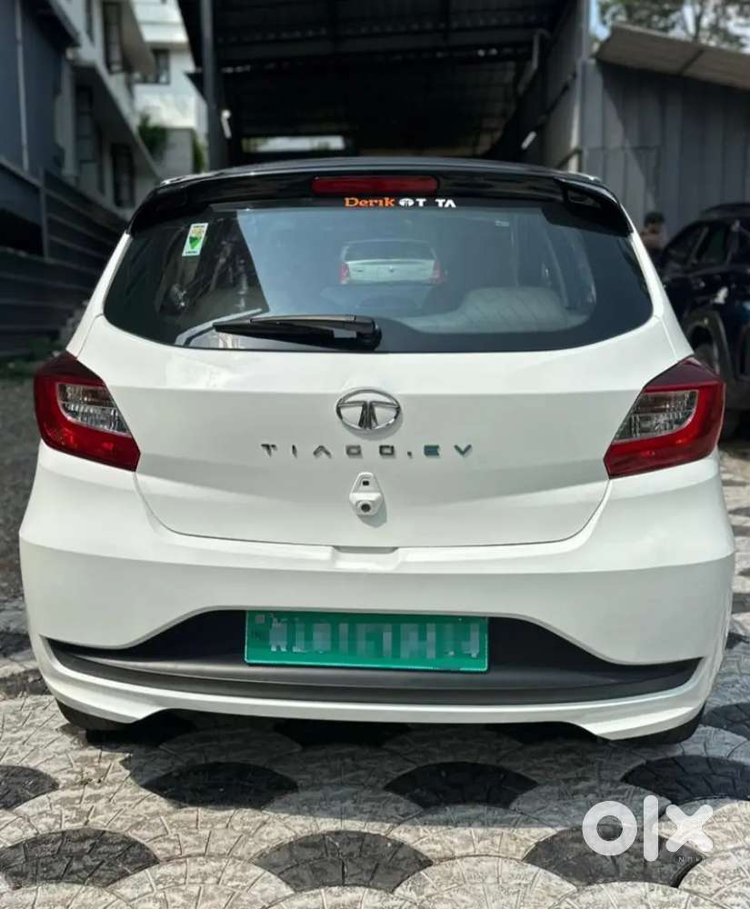 Tata Tiago Ev 2023 Electric Well Maintained