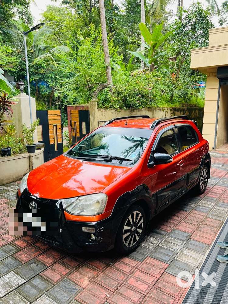 Toyota Etios Cross 2014 Year