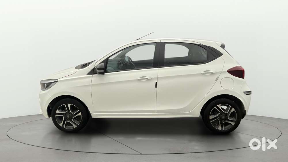 Tata Tiago Xza Plus, 2022, Petrol
