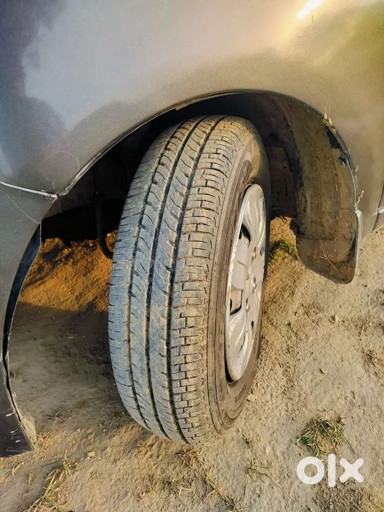 Cng Pass New Tyre  Varsh 2028 Tak Valed H Last