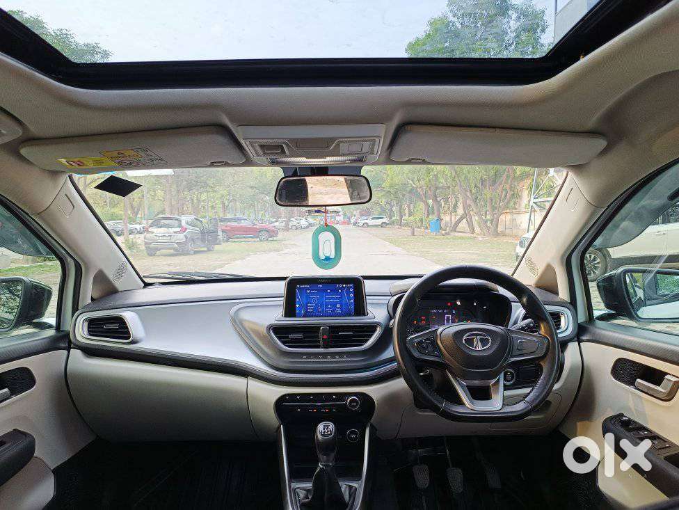 Tata Altroz Xz Plus (o) (s) Icng, 2023, Cng & Hybrids