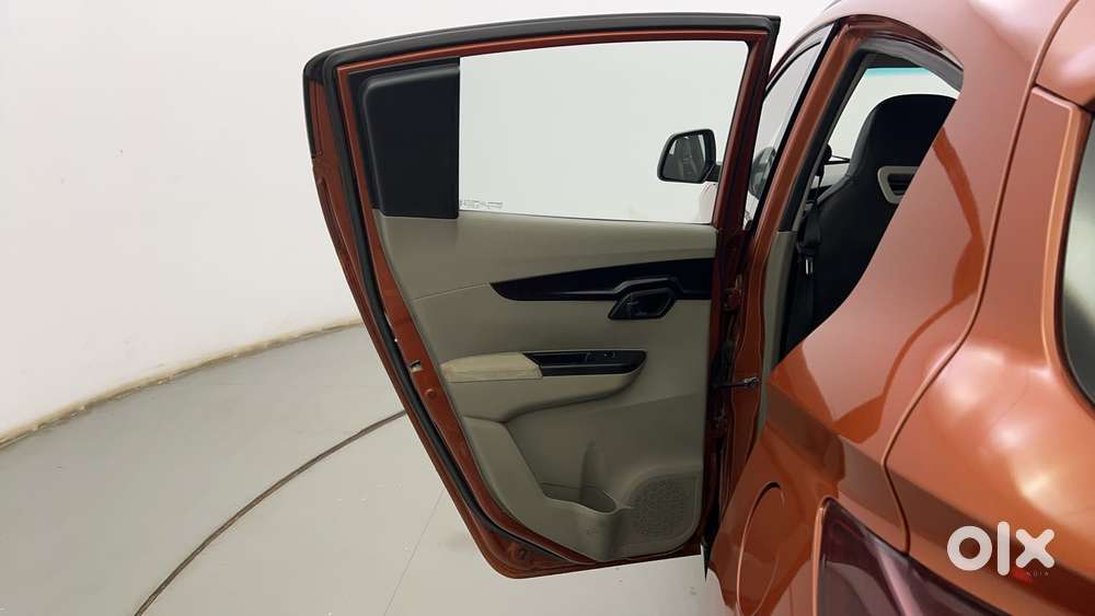 Mahindra Kuv 100 2016-2017 Mfalcon G80 K6, 2016, Petrol