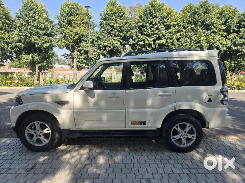 Mahindra Scorpio S10, 2017, Diesel