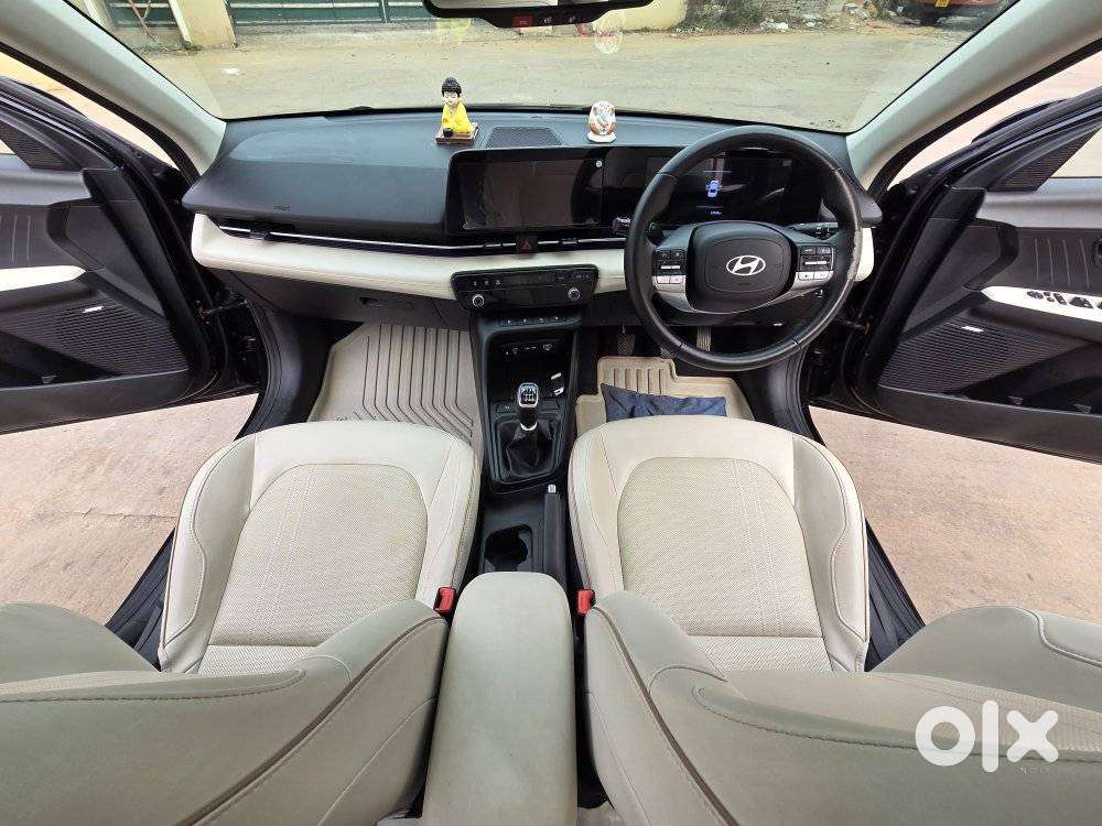 Hyundai Verna 1.5 Sx (o) Vtvt, 2024, Petrol