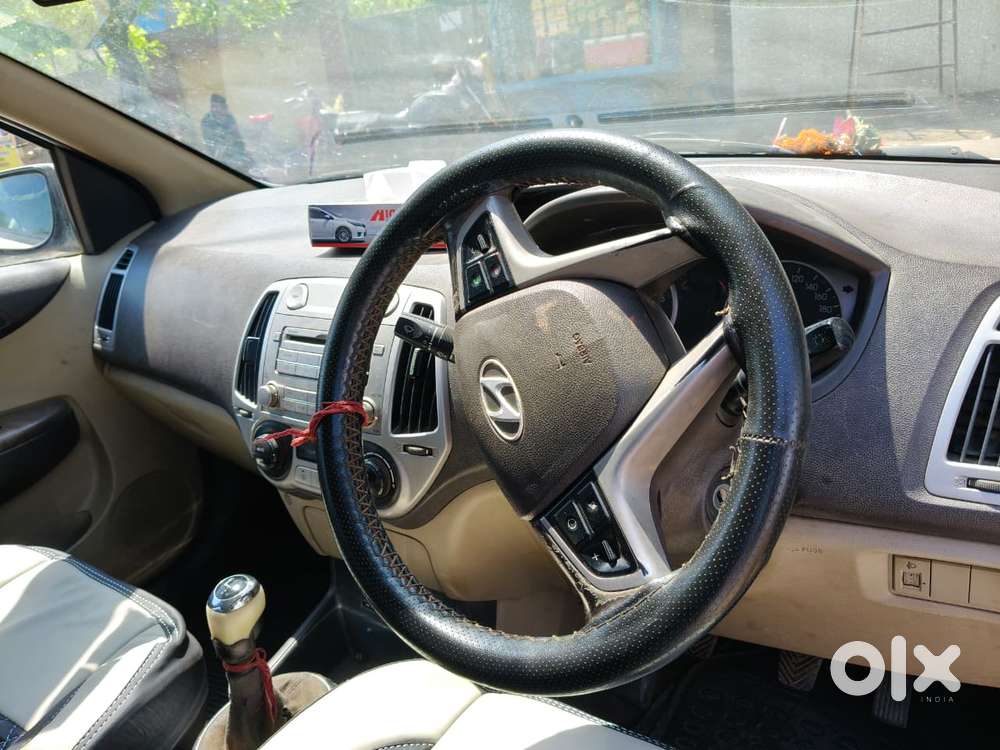Hyundai I20 Sportz 1.2 Bs-iv, 2011, Diesel