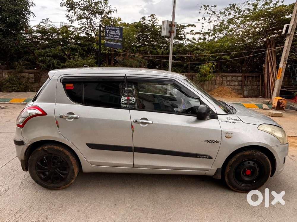 2011 Maruti Swift Lxi