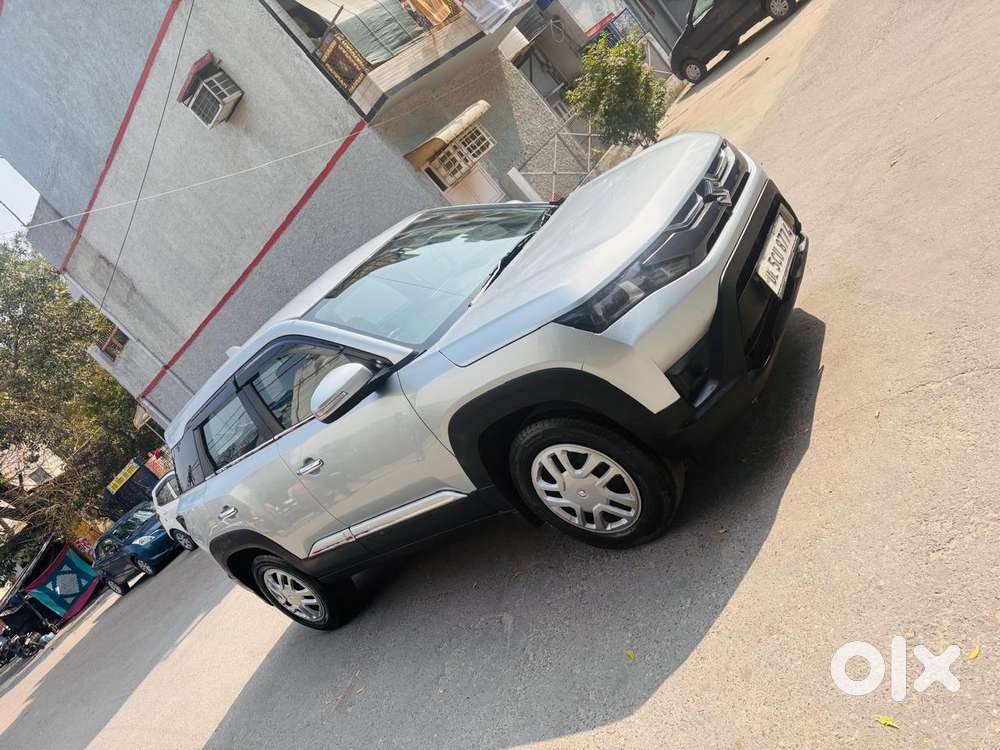 Maruti Suzuki Brezza 1.5 Lxi Smart Hybrid, 2023, Petrol