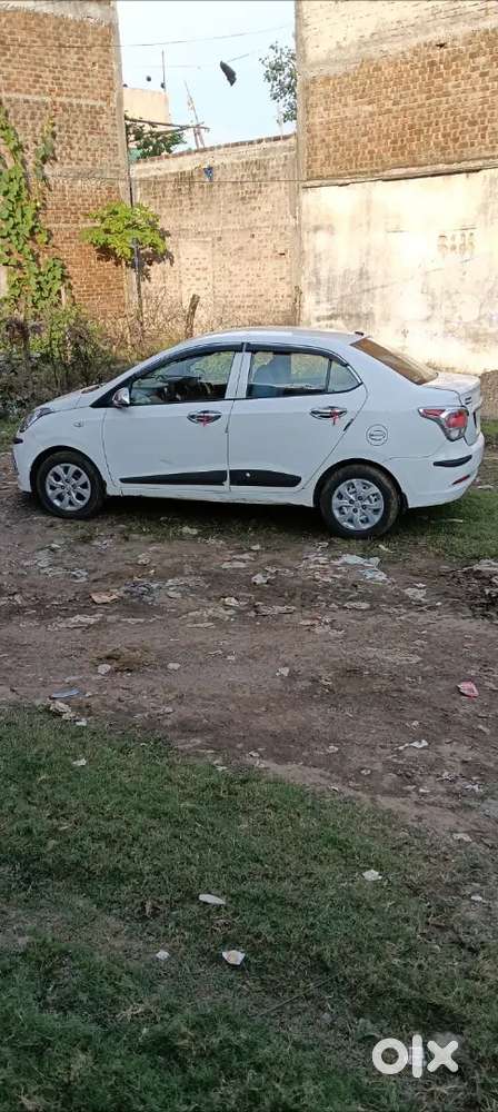 Gadi Goverment Service Walo Ki Hai . Already 2gadi Hai.