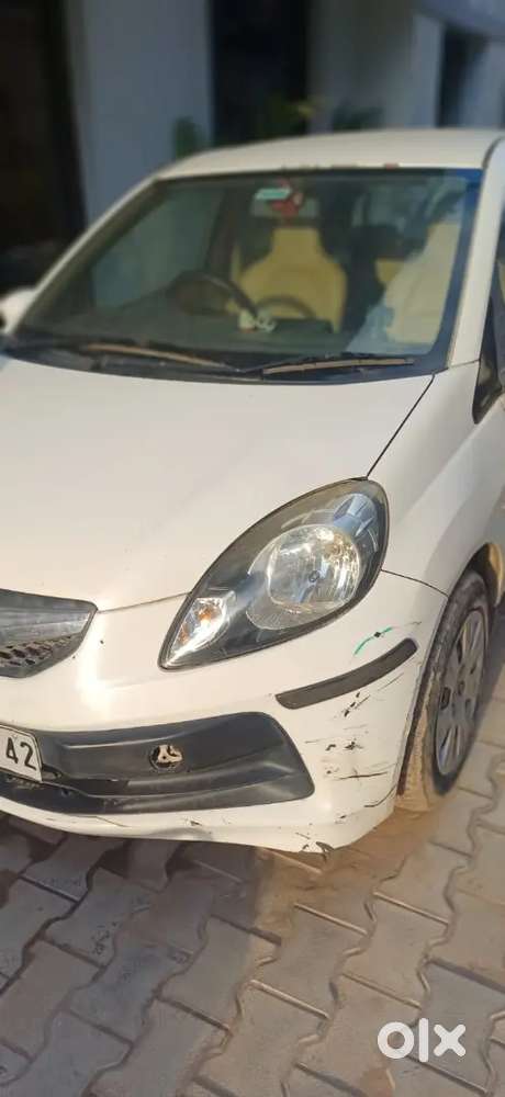 Honda Brio 2012