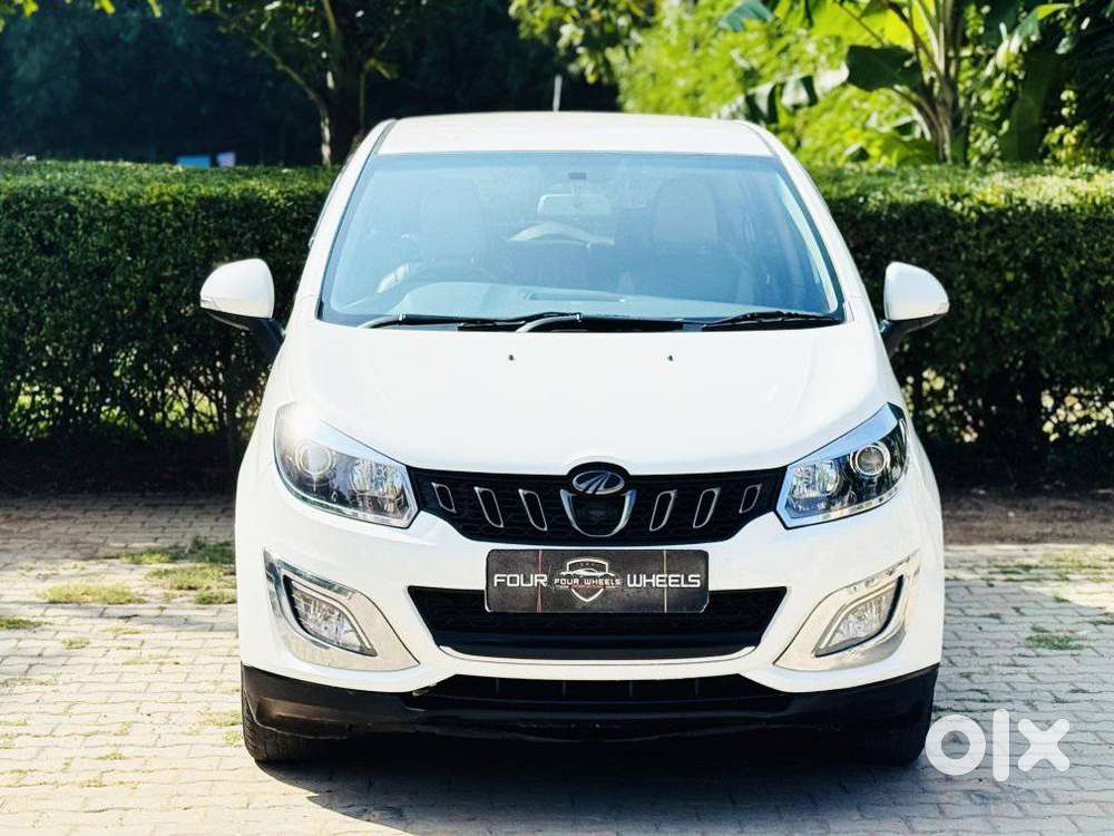 Mahindra Marazzo M6, 2018