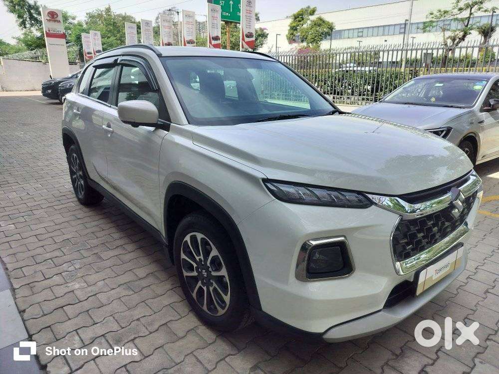 Maruti Suzuki Grand Vitara 1.5 Alpha Smart Hybrid At, 2023, Petrol