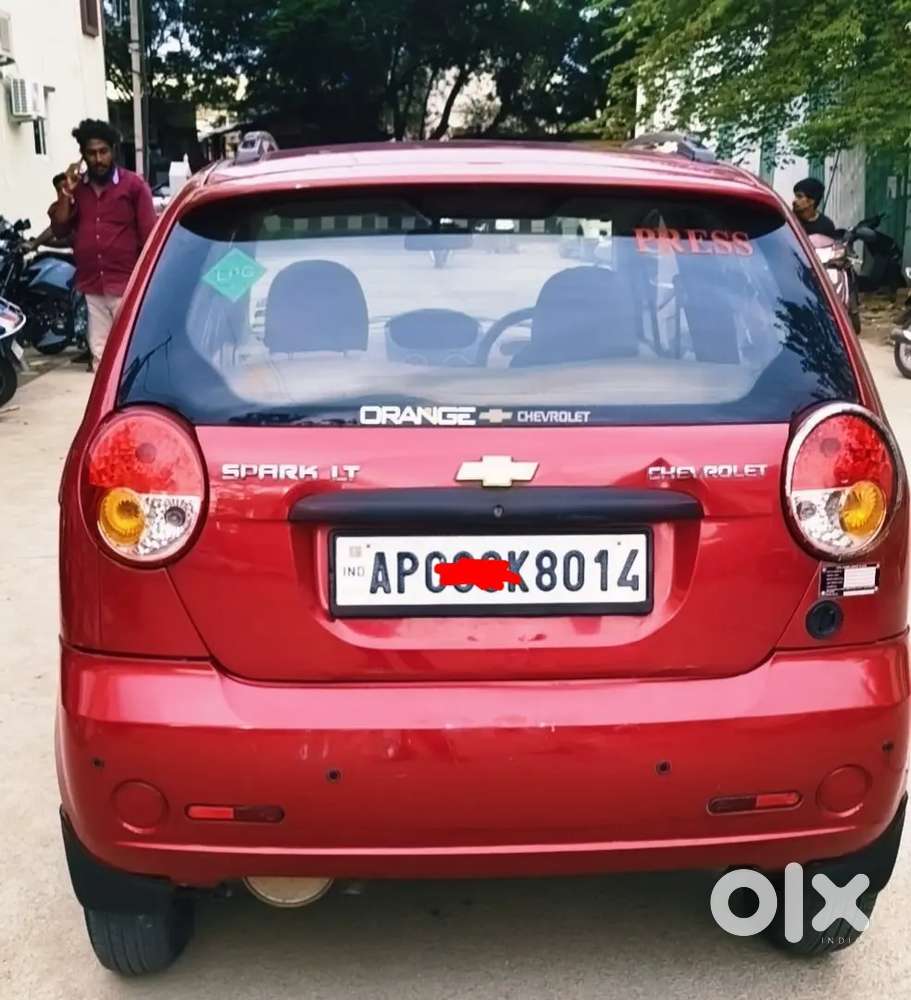 Only 29,000 Kmts Driven Chevrolet Spark 1.0 Lt Pet /lpg