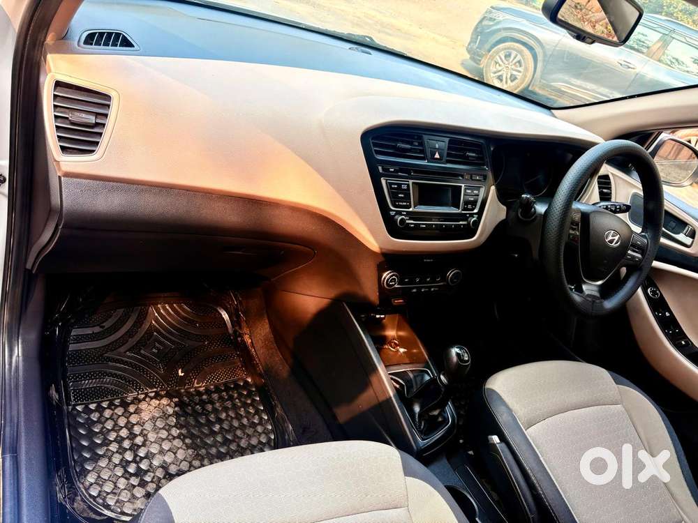 Hyundai I20 1.4 Sportz, 2015, Petrol