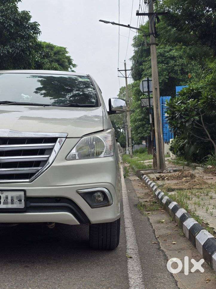 Toyota Innova 2.5 Gx 7 Seater Bs Iv, 2015, Diesel