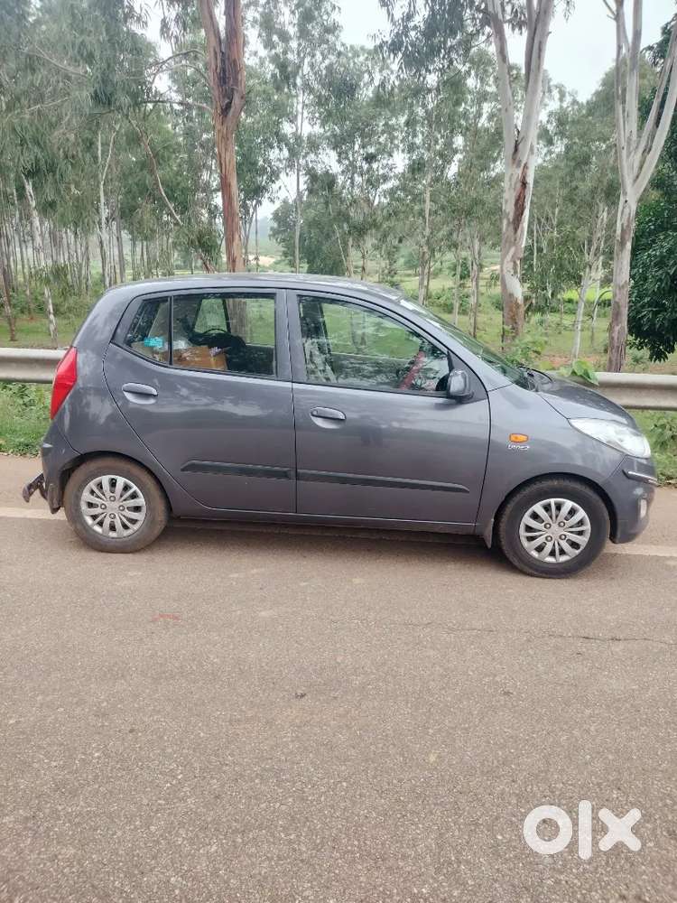 Hyundai I10 Sportz 2014 Car