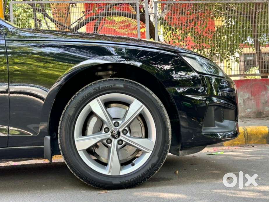 Audi A4 1.8 35 Tfsi Premium Plus, 2026, Petrol