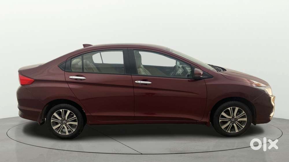 Honda City I-vtec V, 2018, Petrol