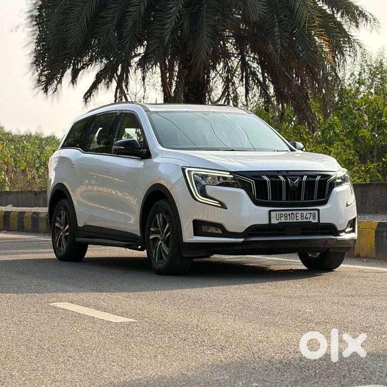 Mahindra Xuv700 2.0 Ax 5 Petrol At Str, 2023, Petrol