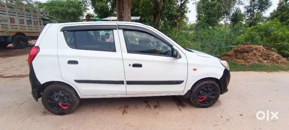 Single Hand Driven, All New Tyre, Top Class Ac, Centre Lock