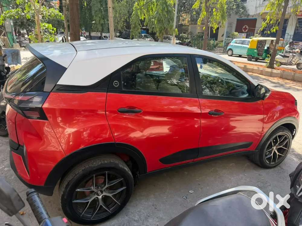 Tata Nexon  Petrol 2024 Manual
