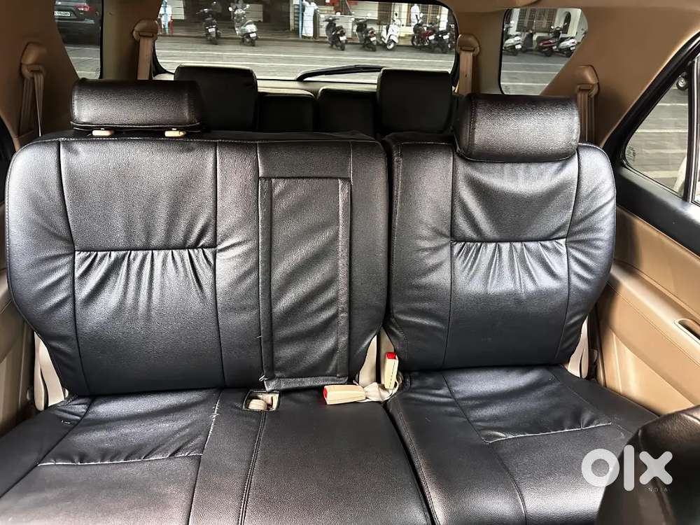 Toyota Fortuner 2015