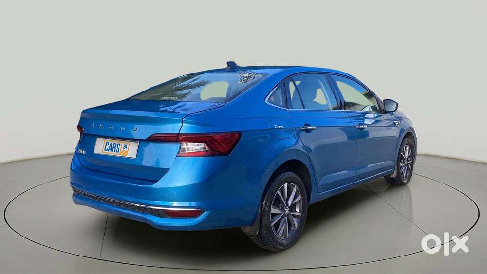 Skoda Slavia 1.0 Tsi Style At, 2022, Petrol