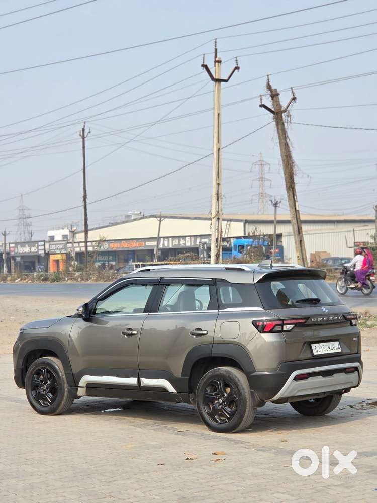 Maruti Suzuki Brezza 1.5 Zxi Smart Hybrid, 2022, Petrol