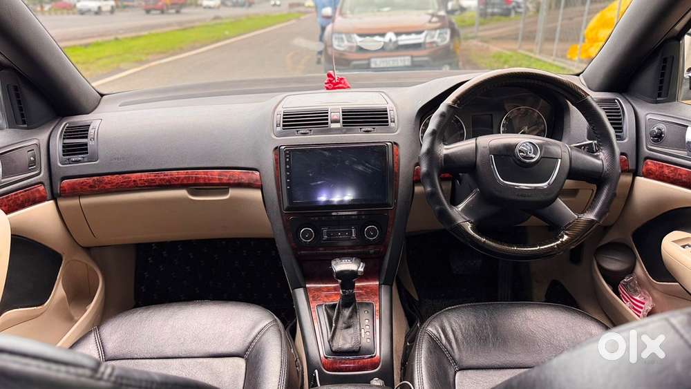 Skoda Laura 2011 Diesel Automatic
