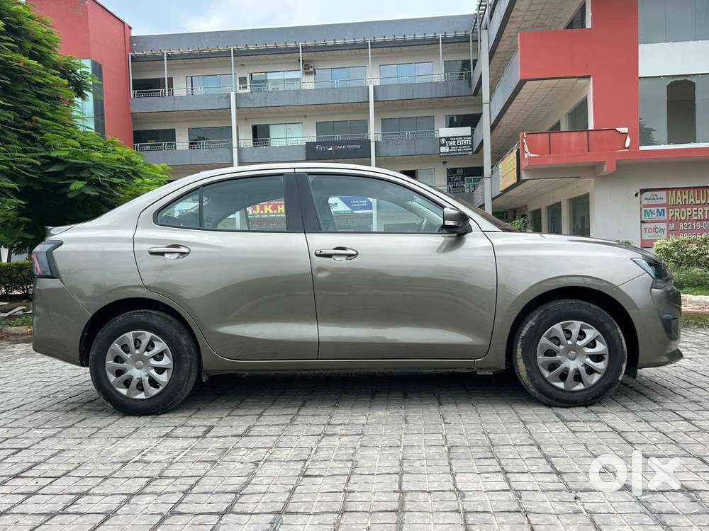 Maruti Suzuki Dzire 1.2 Vxi, 2024, Petrol