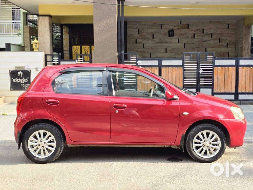 Toyota Etios Liva 2011-2012 Vx, 2011, Petrol