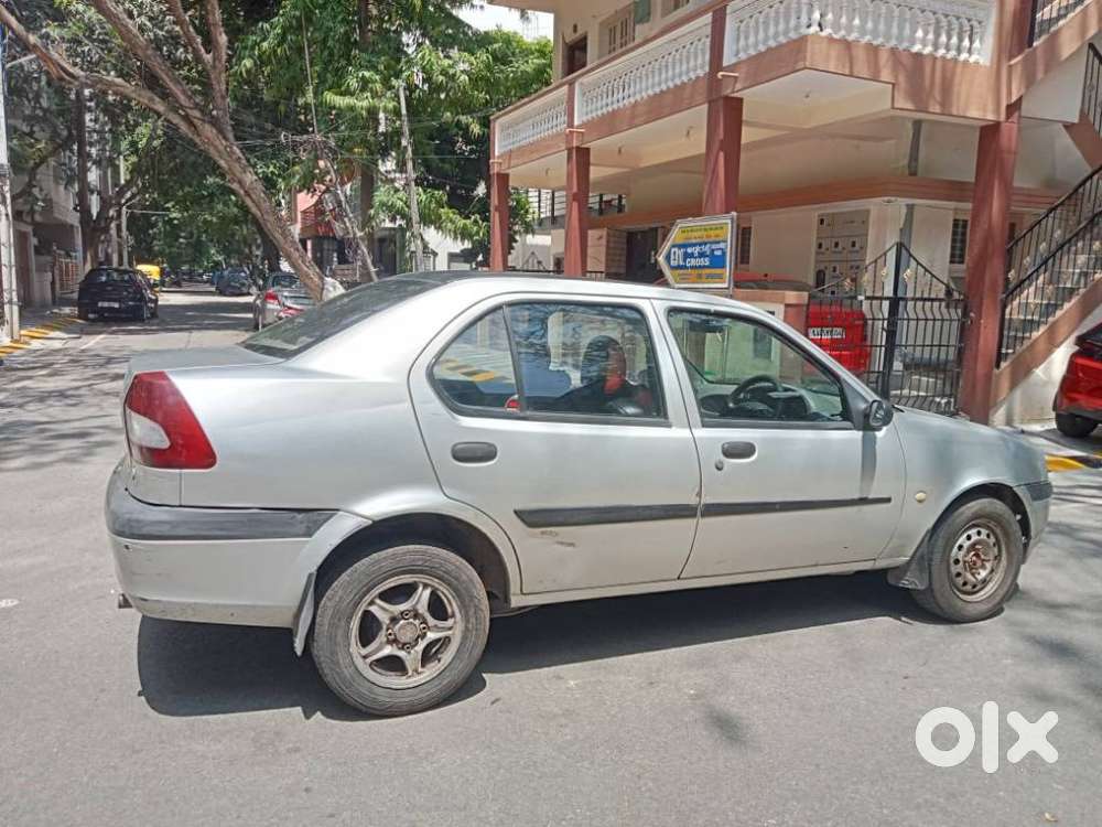 Ford Ikon 1.3 Zxi, 2006, Petrol