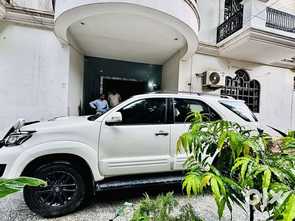 Toyota Fortuner 3.0 4x2 Automatic, 2015, Diesel
