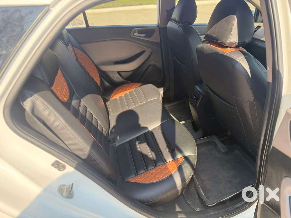 Hyundai I20 Sportz 1.2 Bs-iv, 2018, Petrol