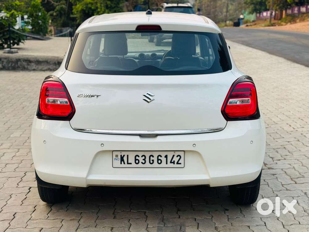 Maruti Suzuki Swift Amt Vxi, 2020, Petrol