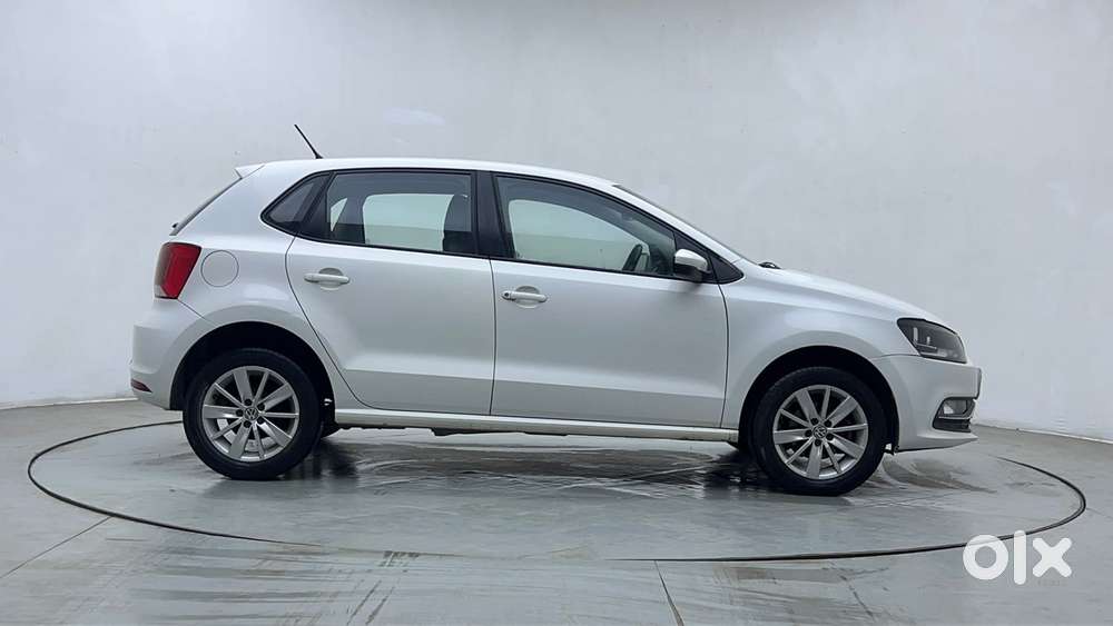 Volkswagen Polo Petrol Highline 1.2l, 2016, Petrol