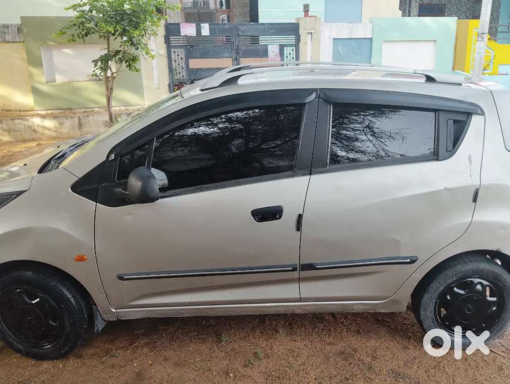 Chevrolet Beat 2011 Petrol 60000 Km Driven