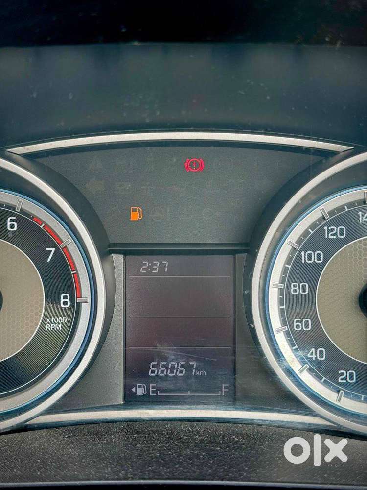 Maruti Suzuki Dzire 1.2 Vxi, 2022, Petrol